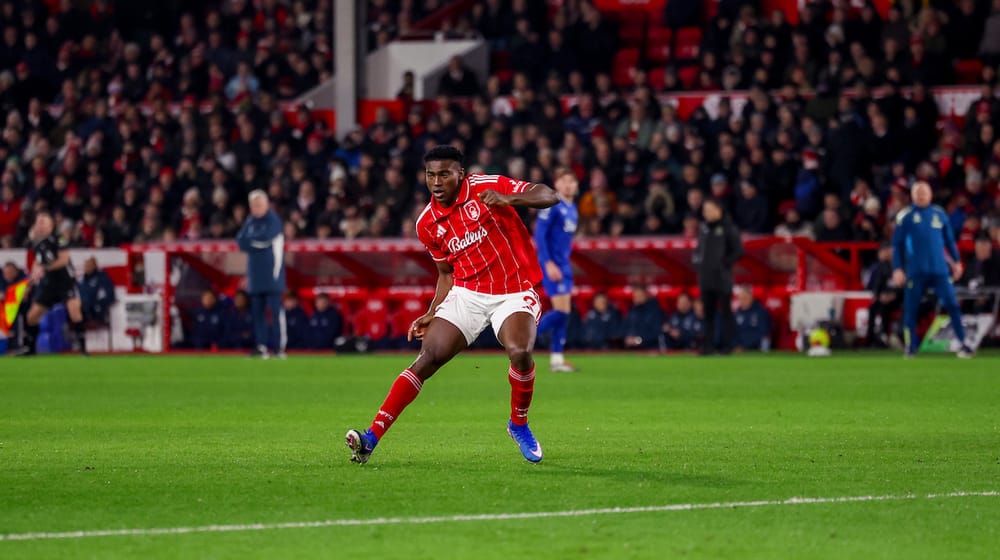Nottingham Forest forward Taiwo Awoniyi  (9)  during the Premier League match between Nottingham Forest and Everton at the City Ground, Nottingham, UK on 30 December 2025.