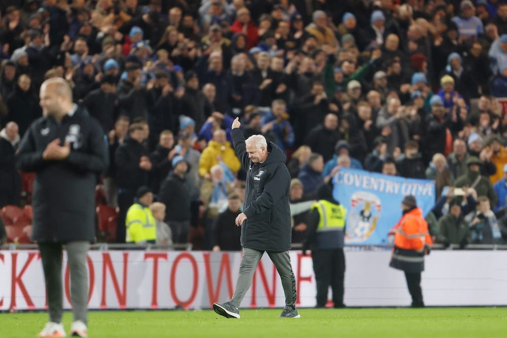 Middlesbrough's Interim Manager Adi Viveash  takes the applause of the Coventry fans during the EFL Sky Bet Championship match between Middlesbrough and Coventry City at the Riverside Stadium, Middlesbrough, England on 25 November 2025.