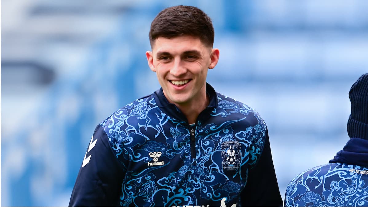 Coventry City defender Bobby Thomas (4) warms up during the EFL Sky Bet Championship match between Coventry City and Oxford United at the Coventry Building Society Arena, Coventry, UK on 7 February 2026.